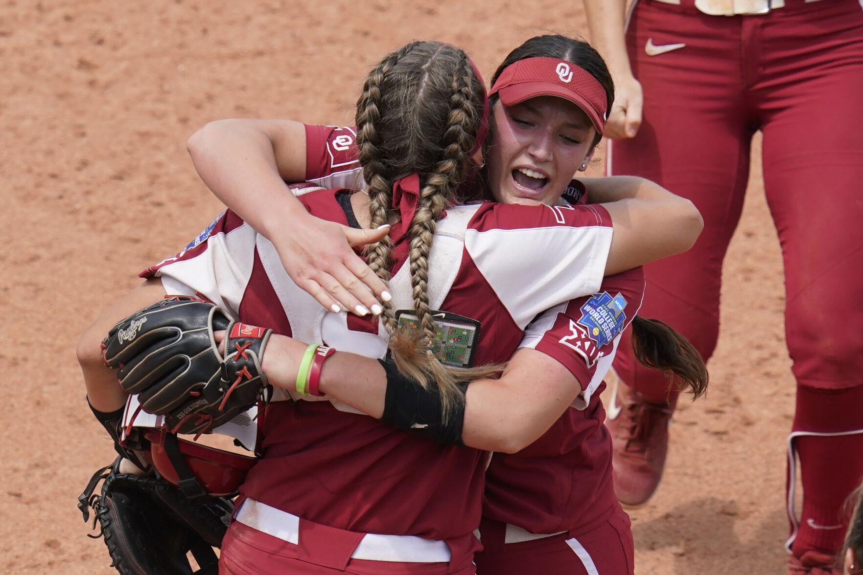 WCWS Oklahoma James Madison Softball